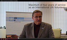 El Coordinador Ejecutivo del programa VNU, Richard Dictus, resume los principales cambios de política de las nuevas Condiciones de Servicio para Voluntarios ONU internacionales, en un mensaje de vídeo para todo el personal del programa VNU. Las nuevas Condiciones de Servicio entrarán en vigor el 1 de marzo de 2015. (Programa VNU, 2014)
