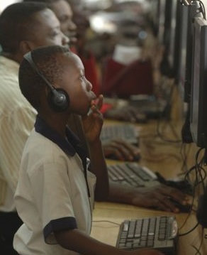 Repensando África en red