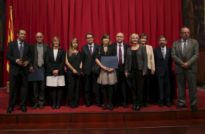 La jutgessa Maria Millán Gisbert va ser condecorada pel president Artur Mas   GENCAT.CAT