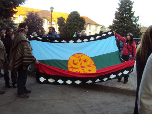 Manifestació de suport al poble maputxe. Foto: Carol Crisosto
