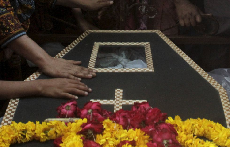 Funeral por uno de los asesinados el domingo en Lahore.