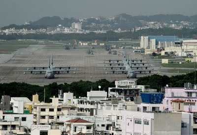 Contra les bases d'Okinawa
