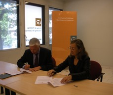 EL COL�LEGI DE POLIT�LEGS I SOCI�LEGS DE CATALUNYA I LA CECOT SIGNEN UN ACORD DE COL�LABORACI�