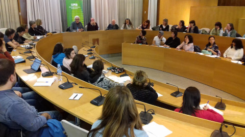 Trobada Equips ICE UAB2020. Pensamnet crític i escola