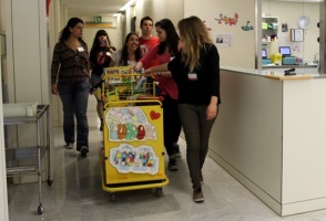 Fotoreportatge de Cl�udia Ba�on sobre el CROMA i Sociosanitari