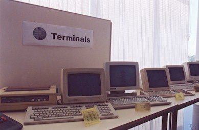 terminales.jpg (23176 bytes)