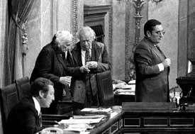 Imatge de la constitució de las Cámaras, 1977