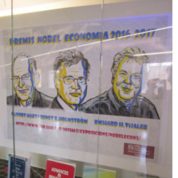 Exposici� sobre els Nobels d'Economia 2017 i 2016