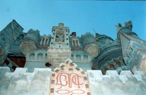 castillo14.jpg (19611 bytes)