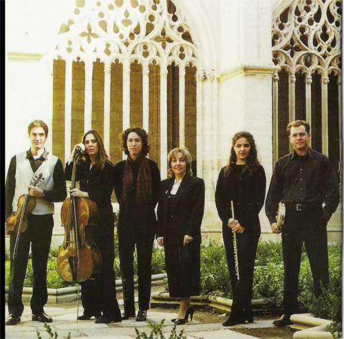 amparo5.jpg (39031 bytes)