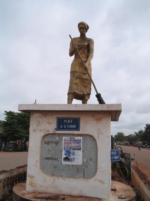 femme.jpg (43664 bytes)