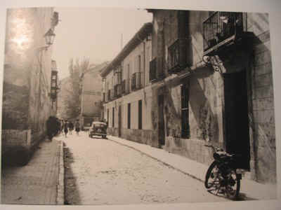 image013.jpg (37490 bytes)