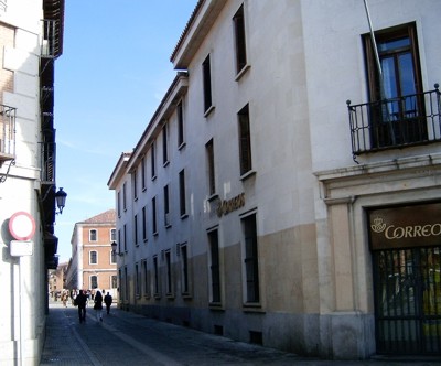 image022.jpg (37097 bytes)